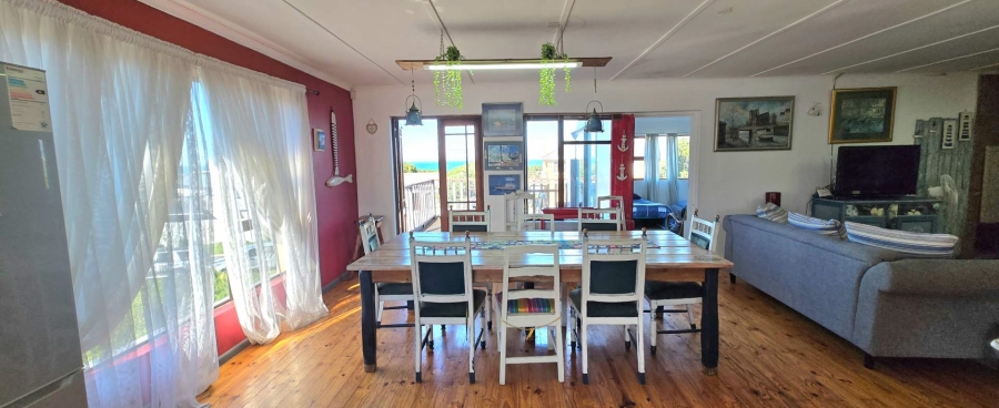 4 Bedroom Property for Sale in Kleinbaai Western Cape